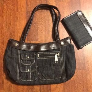 Thirty one purse - like new!